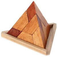 Pyramide, 5-teilig, im Holzrahmen 